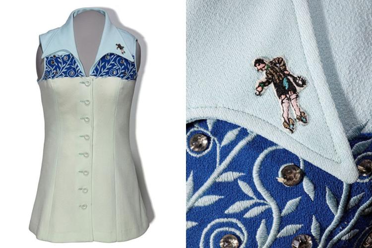 Tennis dress worn by Billie Jean King during the &quot;Battle of the Sexes&quot;, 1973. Detail view of the collar on the right.