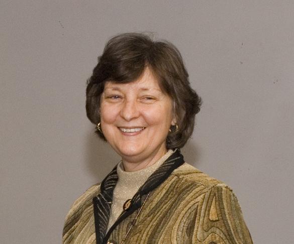 Color headshot of Marilyn Schotte smiling and facing the camera. 